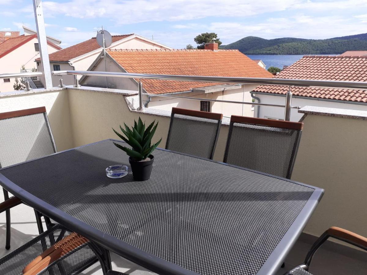 Apartmani Karla Zablaće Esterno foto