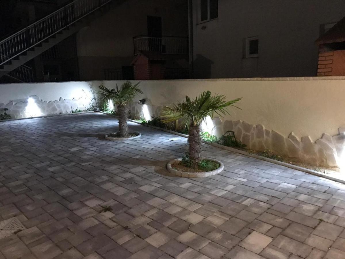 Apartmani Karla Zablaće Esterno foto